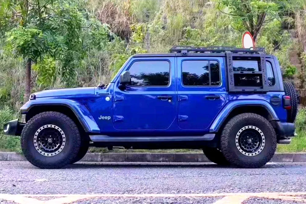 Takstativ Plattform Jeep Wrangler JK Ventshield (2006-2018)