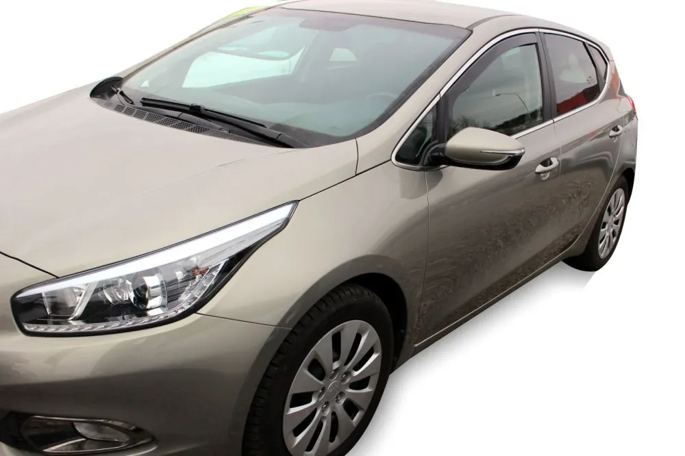 Vindavviser Kia CEE`D II 5-dørs 05/2012→ sett 2 stk. – PMMA Plexi | Heko