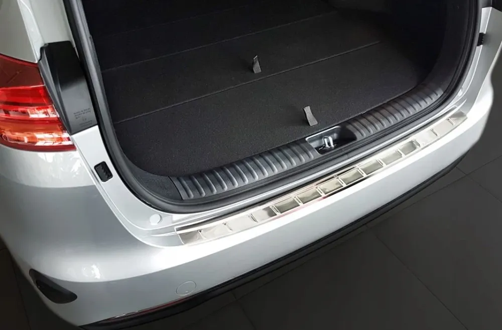 Bakfangerbeskytter Kia Ceed SW / Proceed – Rustfritt stål | Avisa