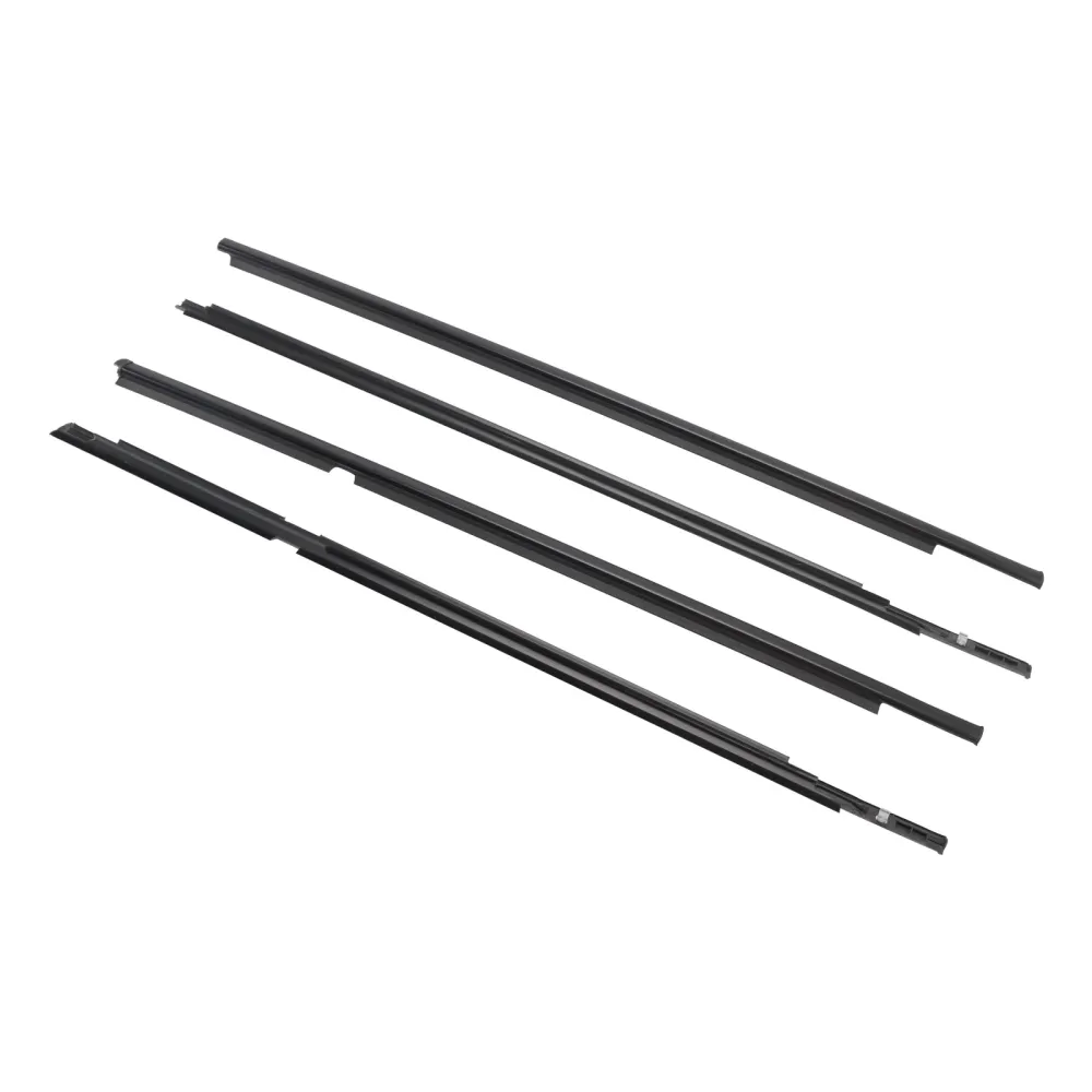 2006-2013 Toyota Yaris Hatchback 4PCS Dørglassbelte Ytre støping Weatherstrip