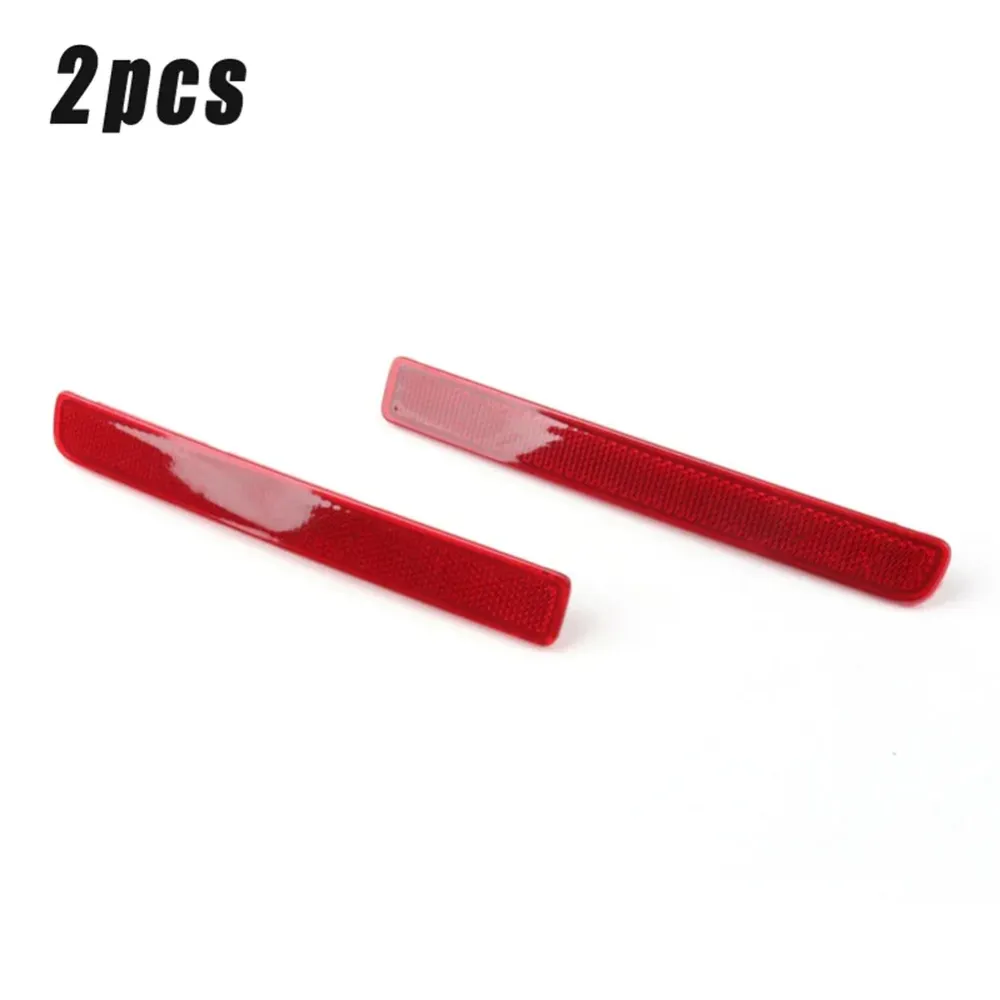 Bumper Reflector Rear Light Kit Land Rover LR3 Discovery 3, 2 Pieces Red ABS Plastic