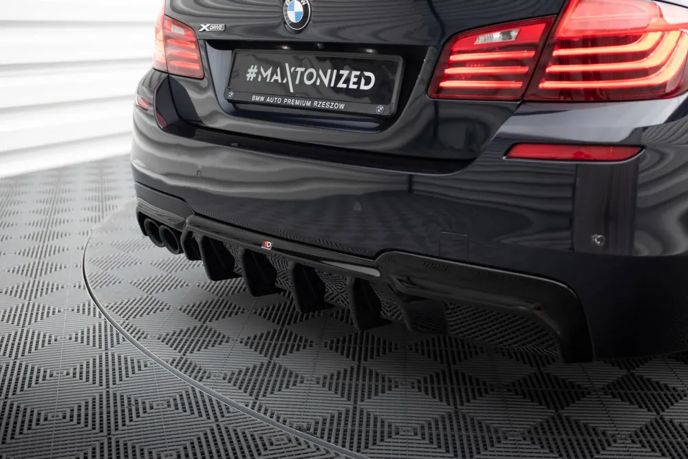 Diffuser BMW 5 M-Pakke F10 / F11 (Double Exos On One Side) V.2
