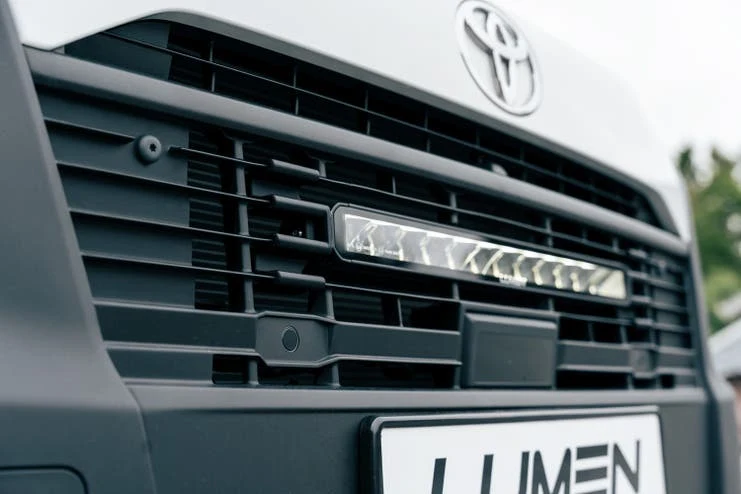 Lumen grillkit Toyota Pro Ace Max 2024+