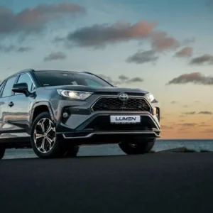 Lumen grillkit Toyota Rav4 Plugin-Hybrid