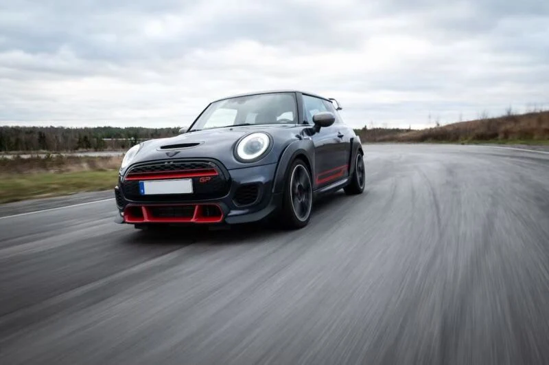 Ohlins 15-21 MINI Cooper/Cooper S (F55/F56/F57) FWD Road & Track Coilover System