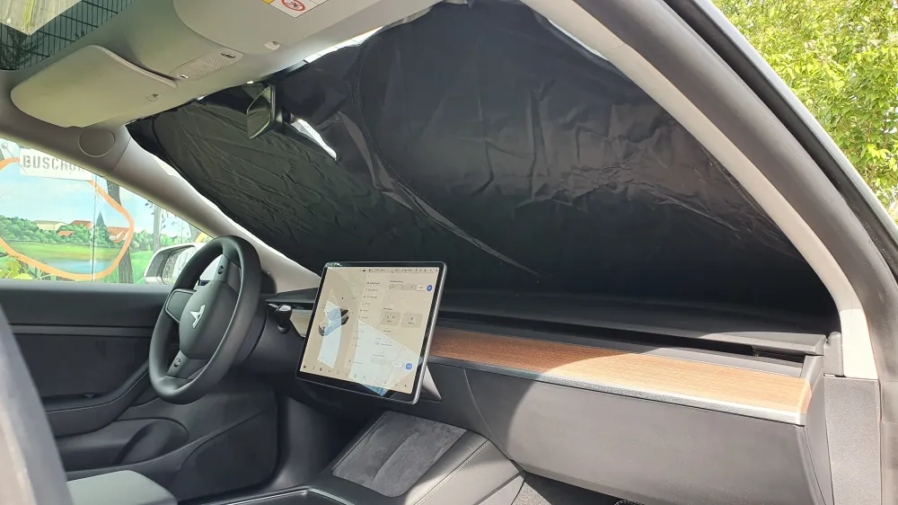 Privacy Shield Tesla Model Y - Frontrute - Ett stykke