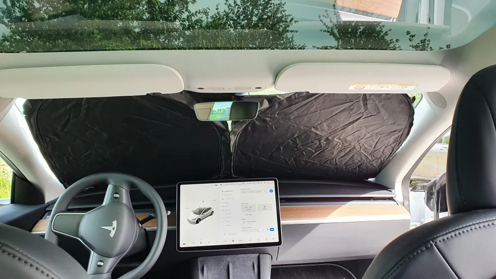 Privacy Shield Tesla Model Y - Frontrute - Ett stykke
