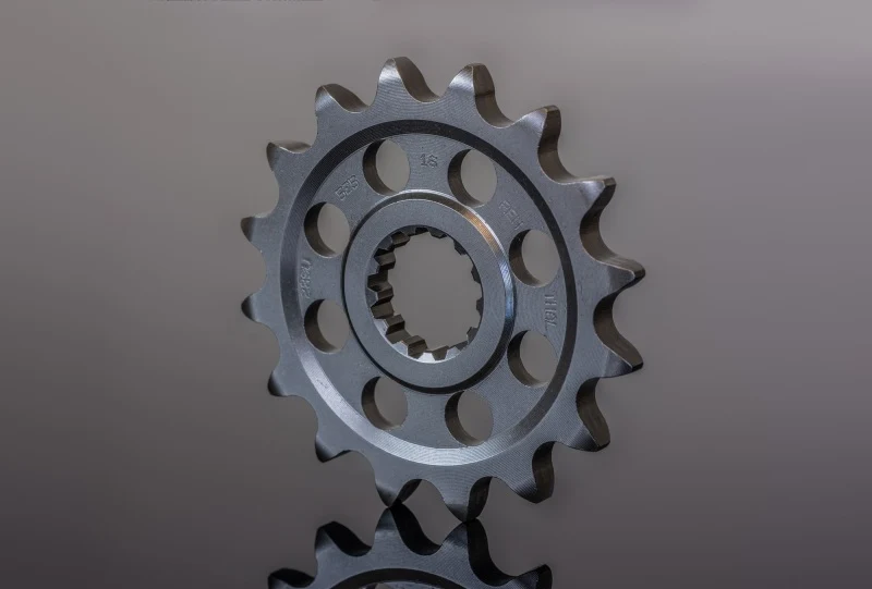 Renthal 19+ BMW S1000R/19-23 S1000RR/ 20+ S1000XR Front CW Sprocket - 520-17P Teeth