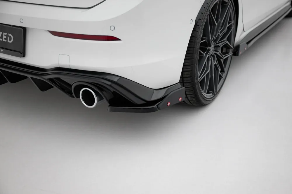 Sideflaps Bak VW Golf GTI / GTE MK8 V.2