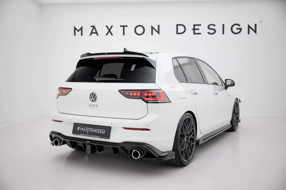 Sideflaps Bak VW Golf GTI / GTE MK8 V.2