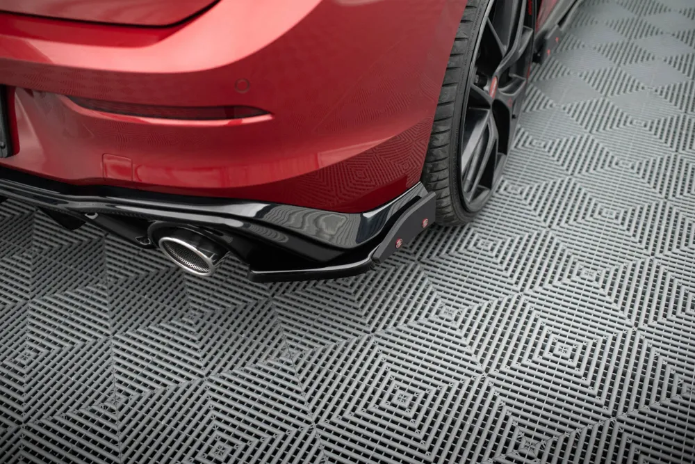Sideflaps Bak VW Golf GTI / GTE MK8 V.2