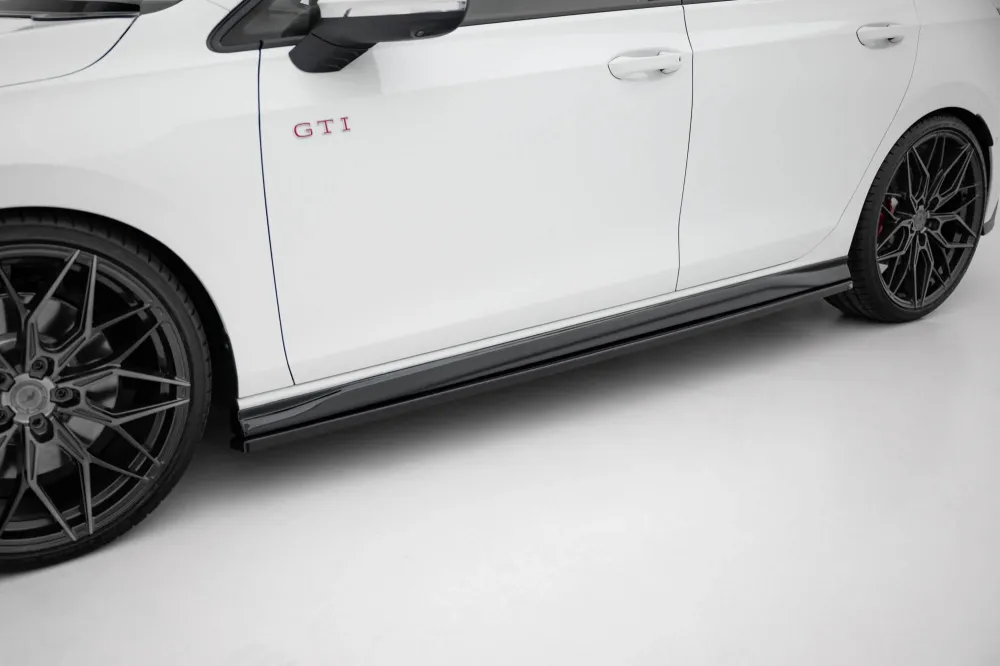 Sideskjørt VW Golf MK8 GTI / GTE / GTI CLubsport / GTD / R-Line V.4