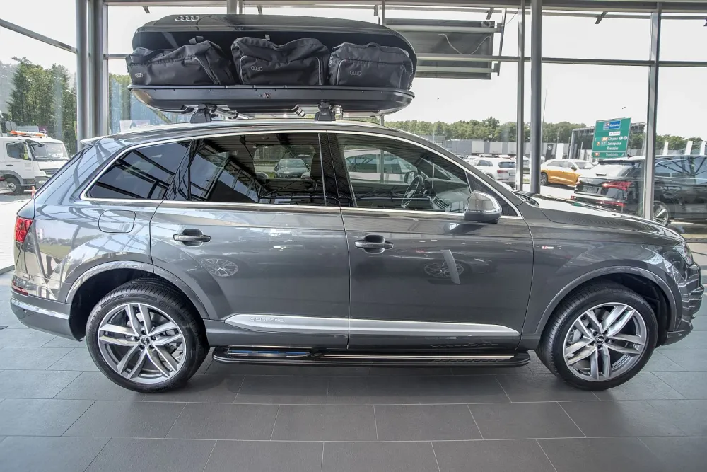 Stigtrinn Audi Q7 4M Ventshield (2015-)