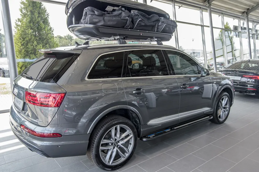 Stigtrinn Audi Q7 4M Ventshield (2015-)