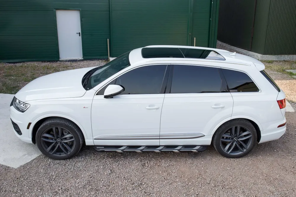 Stigtrinn Audi Q7 4M Ventshield (2015-)