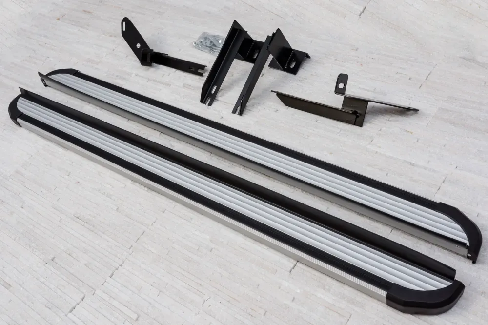 Stigtrinn Hyundai Santa Fe Ventshield (2012-2018)