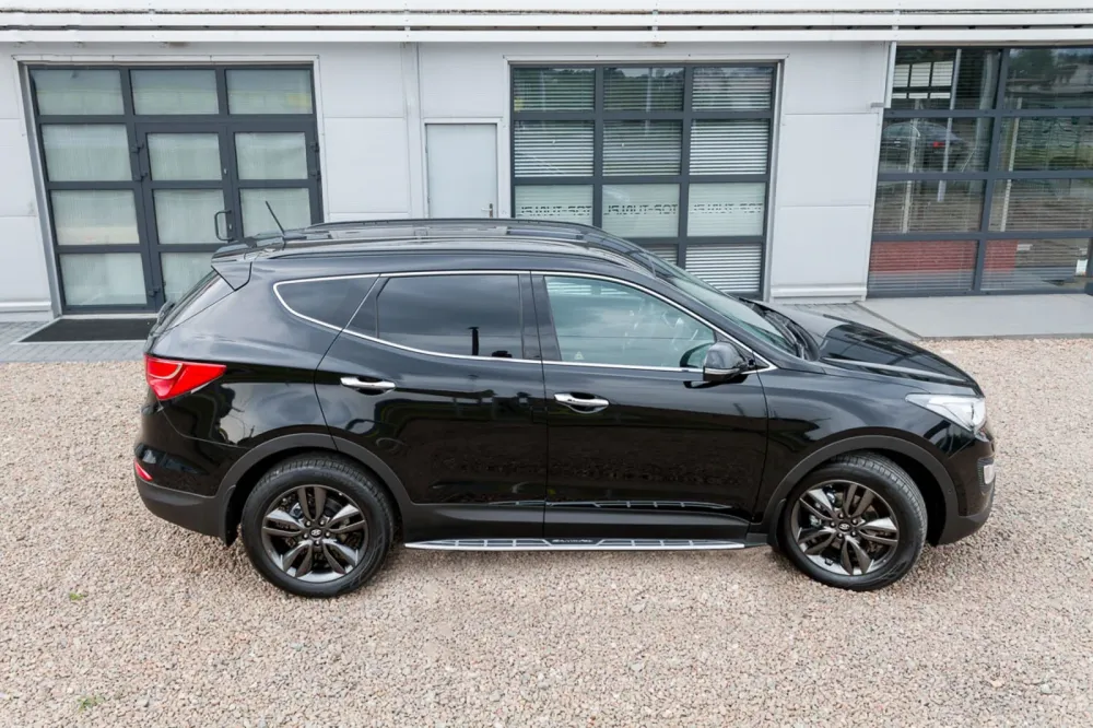 Stigtrinn Hyundai Santa Fe Ventshield (2012-2018)