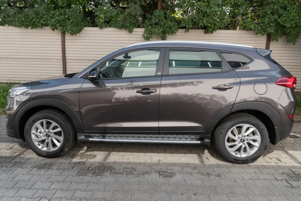 Stigtrinn Hyundai Tucson Ventshield (2015-2020)