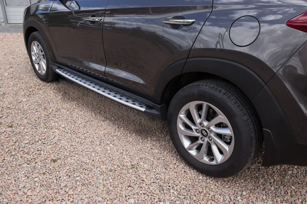 Stigtrinn Hyundai Tucson Ventshield (2015-2020)