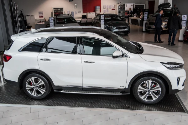 Stigtrinn Kia Sorento Ventshield (2014-2020)