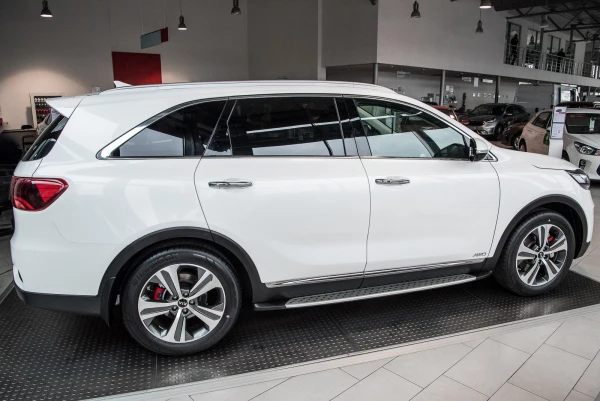 Stigtrinn Kia Sorento Ventshield (2014-2020)