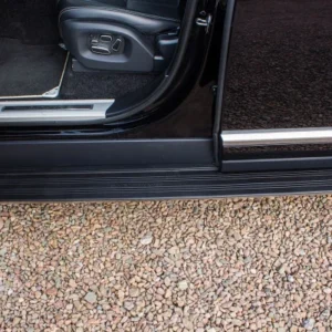 Stigtrinn Land Rover Range Rover (L405) Ventshield (2012-2017)
