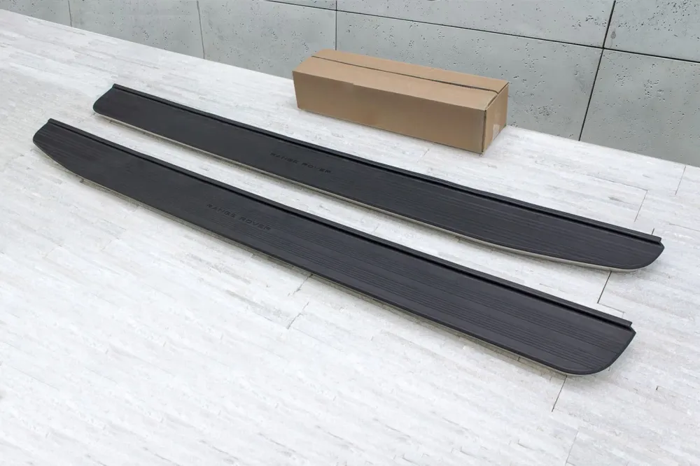 Stigtrinn Land Rover Range Rover (L405) Ventshield (2012-2017)