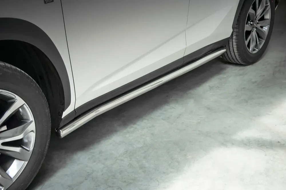 Stigtrinn Lexus NX Steeler (2014-2021)