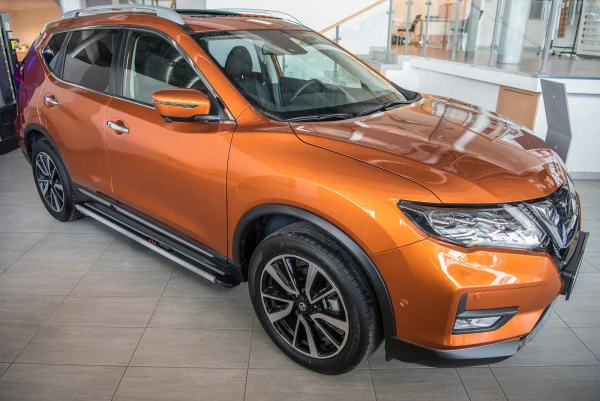 Stigtrinn Nissan X-Trail III (T32) Ventshield (2013-2021)