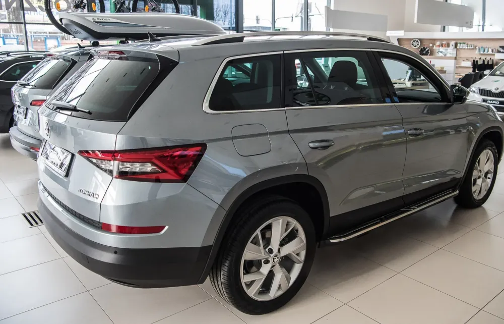 Stigtrinn Skoda Kodiaq Ventshield (2016-2024)
