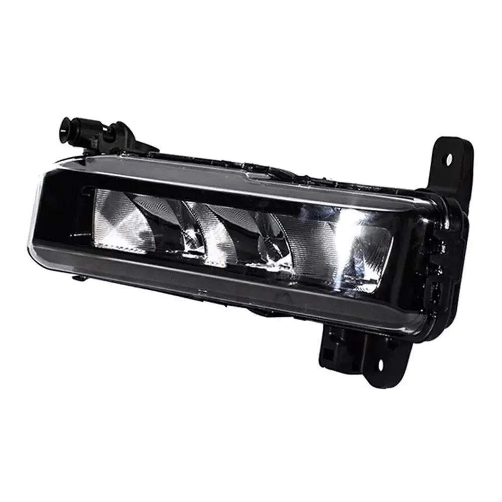 1 stk LED foran høyre tåkelys BMW G20 G21 X1 F48 LCI F45 F46 63178089526