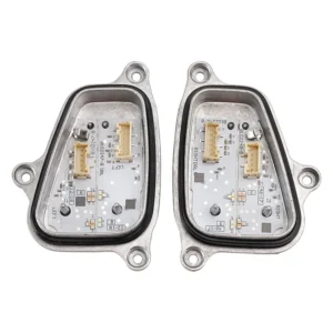 2 stk venstre+høyre frontlys LED DRL -modul med kjøleribbe 6f0941475/76 sete