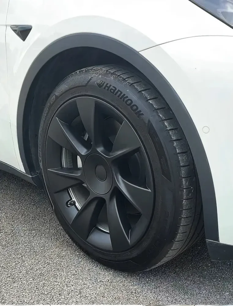 TESLA Y 19" HELDEKKENDE SPORTHJULKAPSLER - MATT SVART