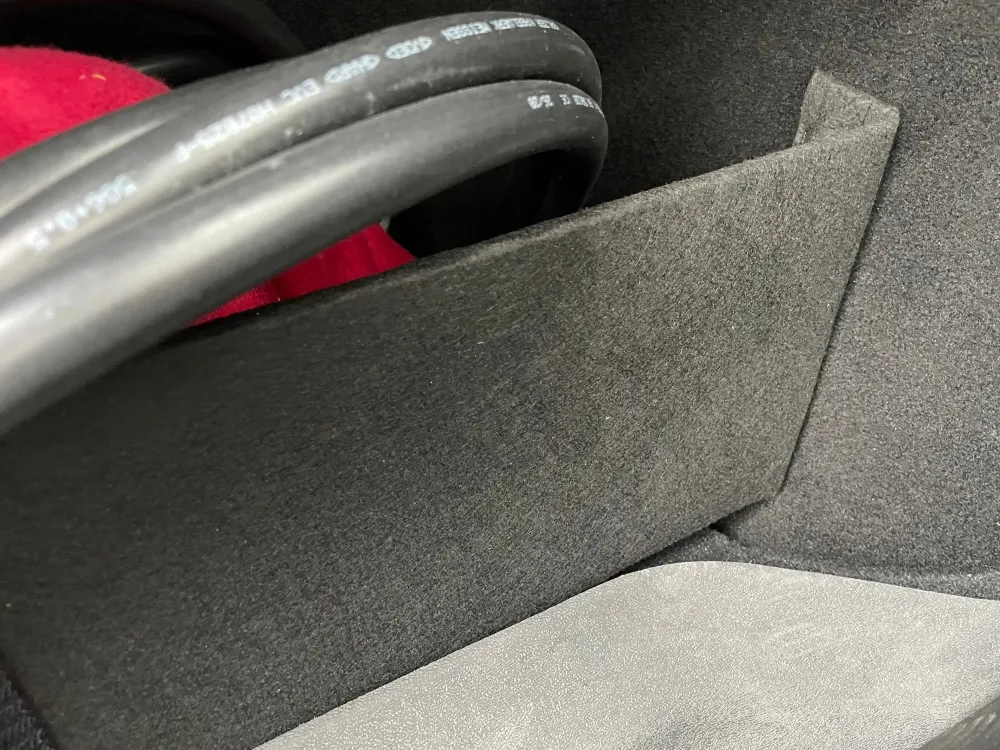 Tesla Model Y - bagasjeromsskillevegg - 2 deler