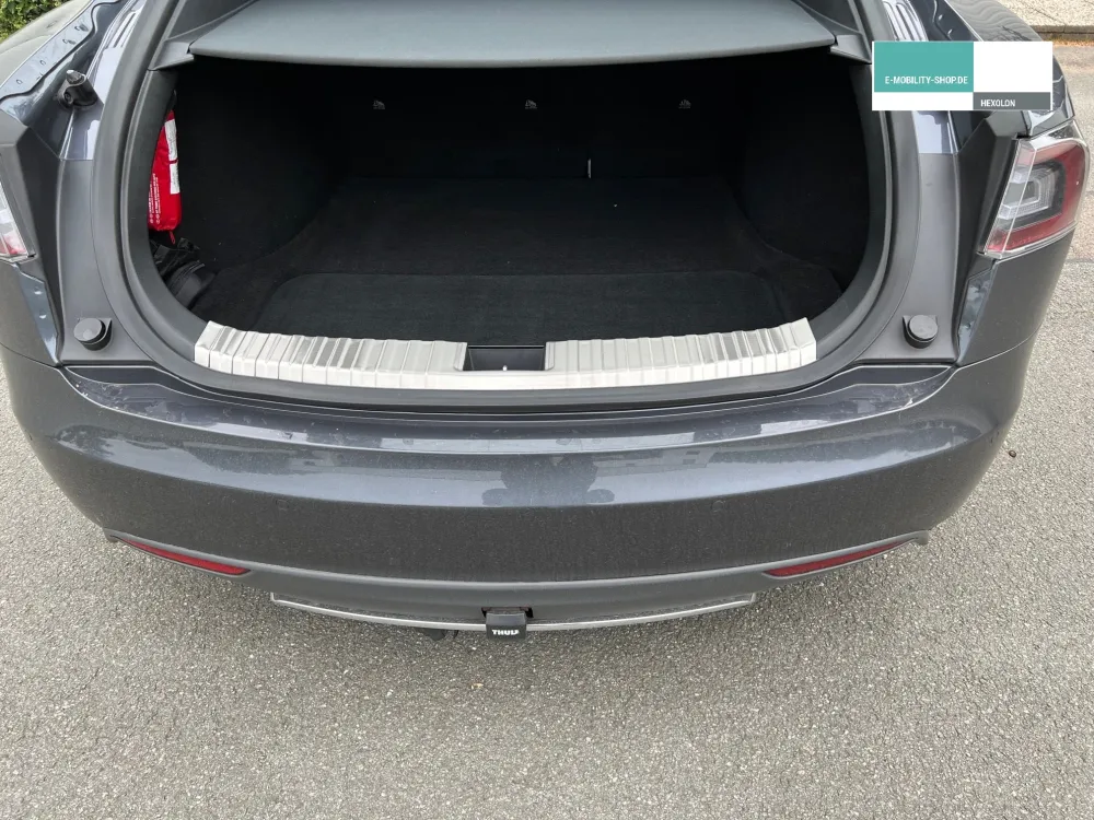 Tesla Model S bagasjeromterskelbeskyttelse i aluminium
