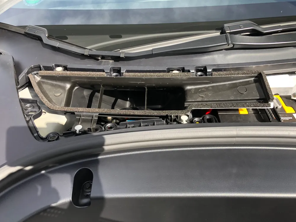 Tesla Model 3 Luftventil Frunk - kun VOR-Refresh