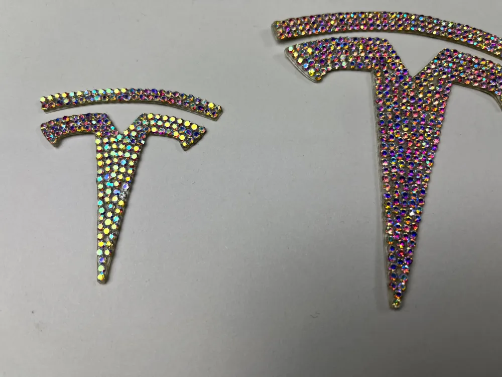 Tesla Model S - T-Logo Diamond Decal Sett med 3