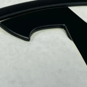 Tesla Model Y T-Logo metall - 2-delt sett bytte - svart matt
