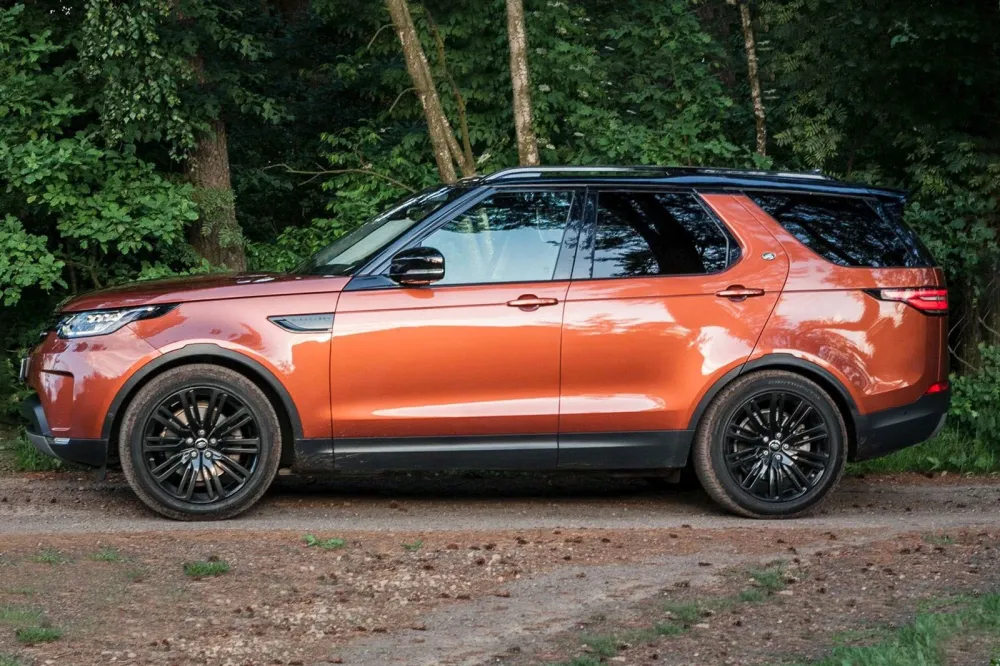 Takrails Land Rover Discovery 5 (L462) Ventshield (2016-)