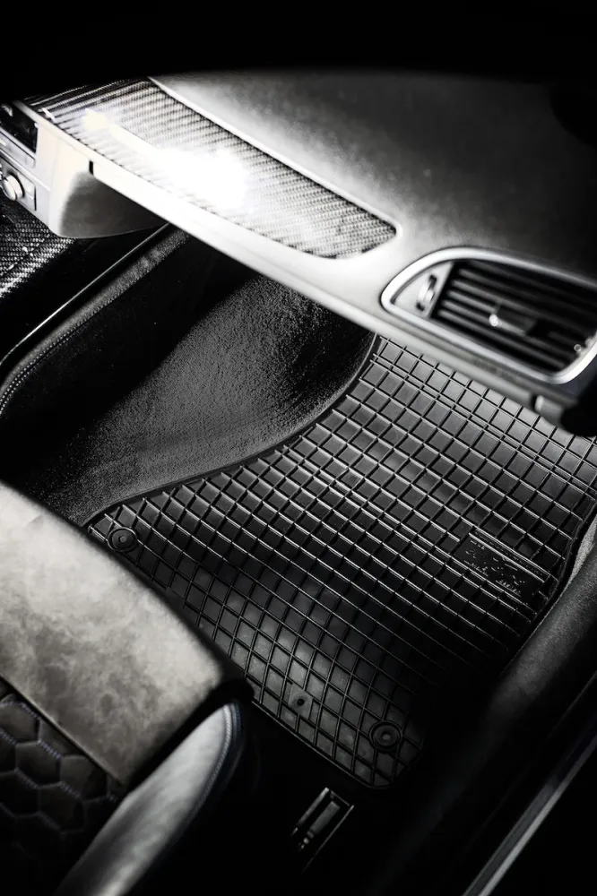 Gulvmatter Lexus LS III (2000-2006) – med sidekant på 1 cm | Frogum