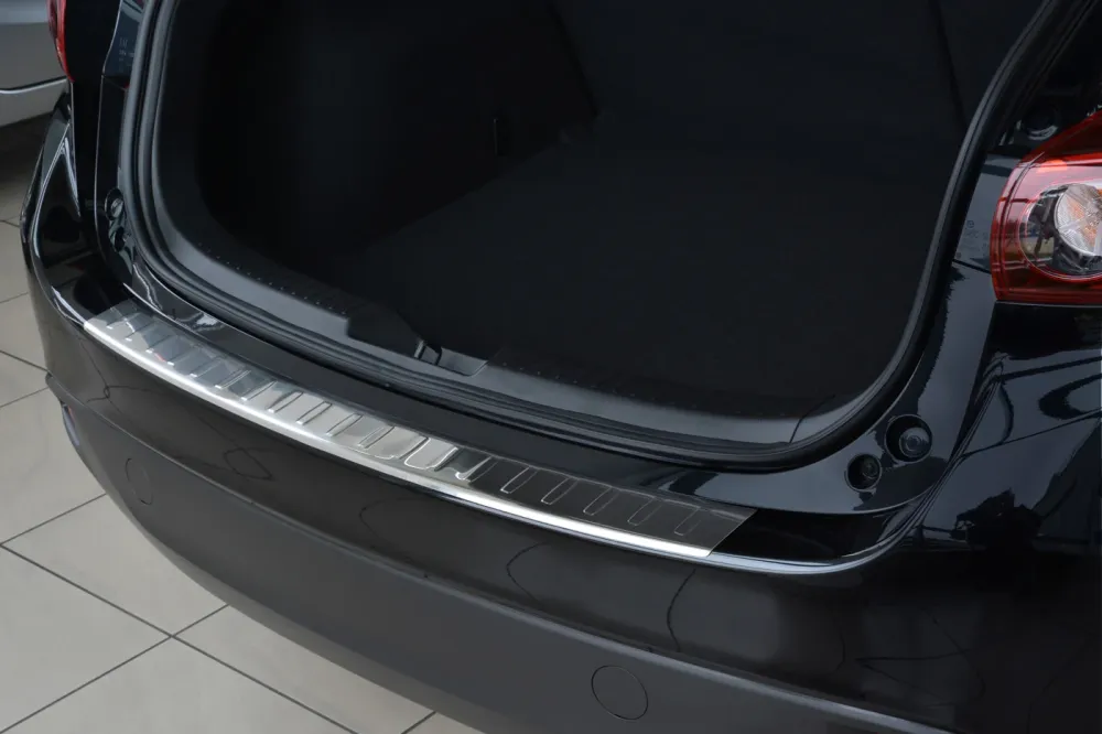 Bakfangerbeskytter Mazda 3 hatchback (2013-2019) – Rustfritt stål | Avisa