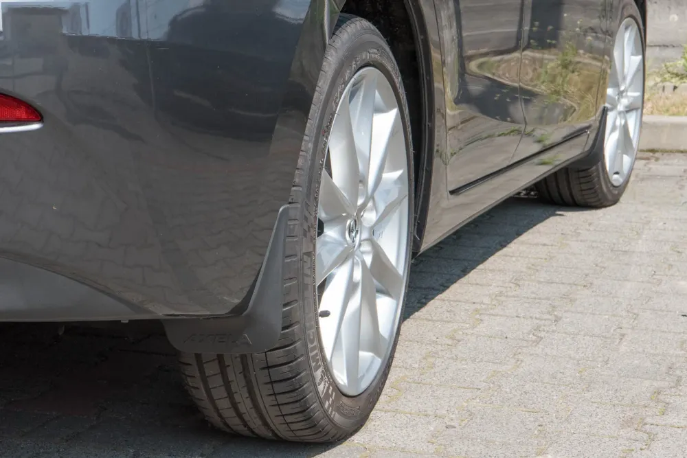Skvettlapp Mazda 3 (2014-) – ABS | Ven-Tuning