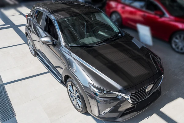 Stigtrinn Mazda CX-3 Ventshield (2014-2023)