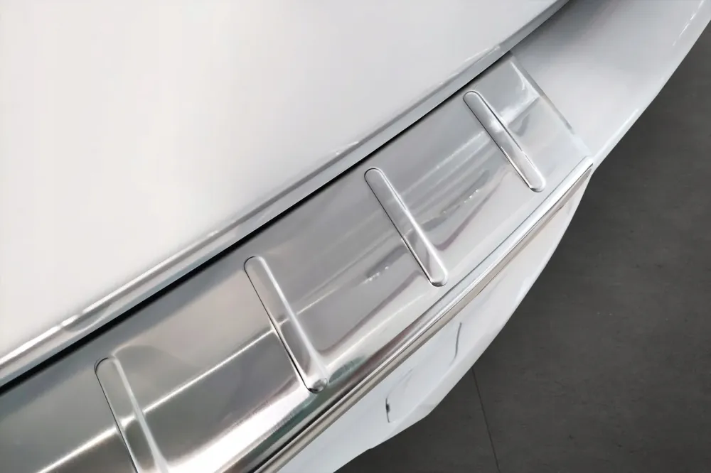 Bakfangerbeskytter Mazda CX-60 (2022-) – Rustfritt stål | Avisa