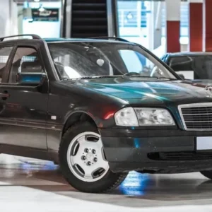Vindavviser Mercedes C-Klasse W202 Stasjonsvogn (1993-2000) – PMMA Plexi | Heko