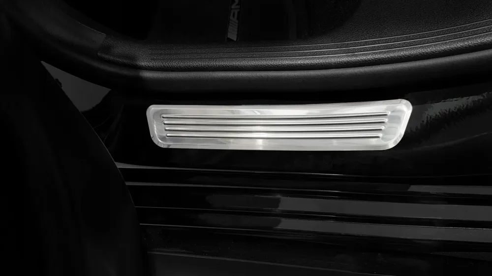 Dørbeskytter Mercedes C-Klasse W205 (2014-2021) – Rustfritt stål | Avisa