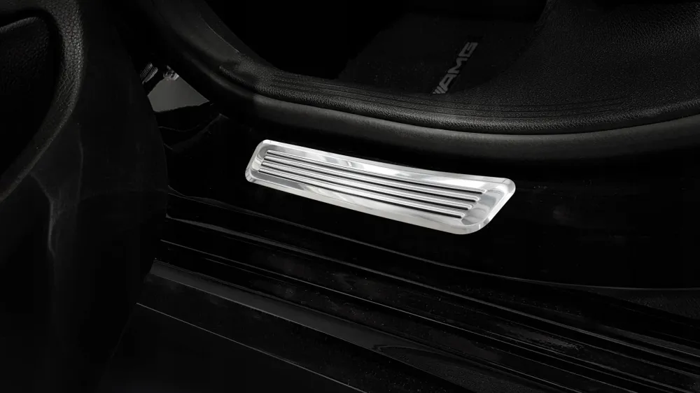 Dørbeskytter Mercedes C-Klasse W205 (2014-2021) – Rustfritt stål | Avisa