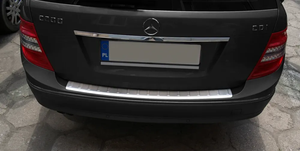 Bakfangerbeskytter Mercedes C (S204) Stasjonsvogn (2007-2011) – Rustfritt stål | Avisa