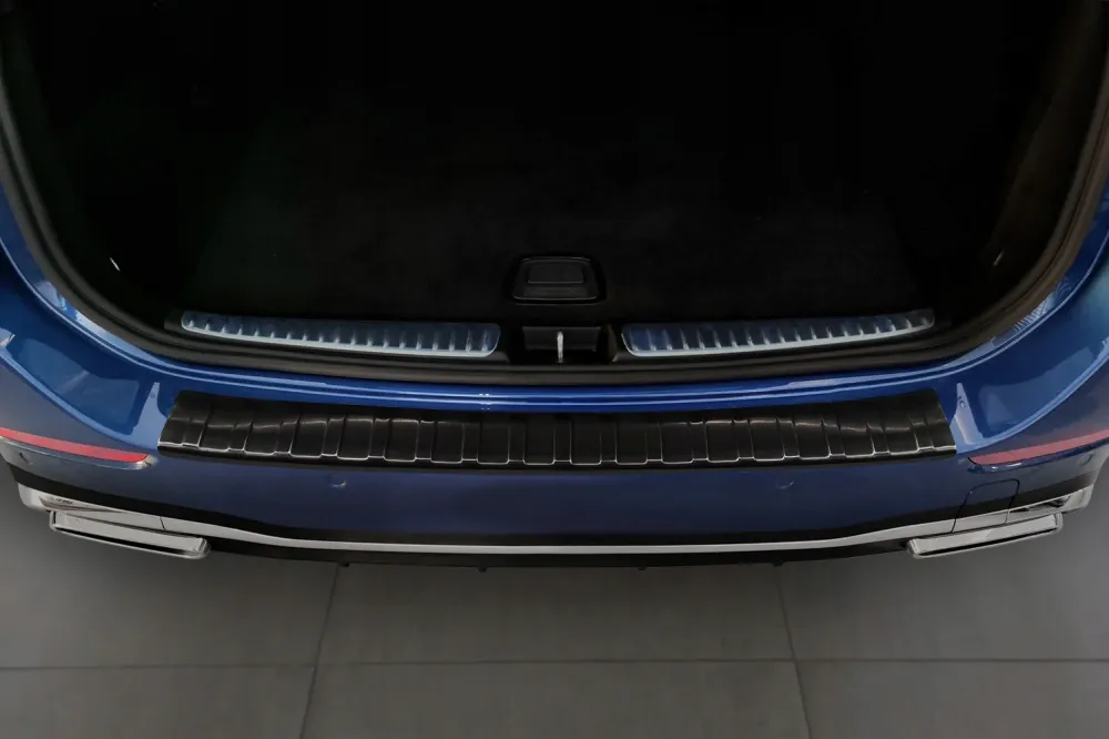 Bakfangerbeskytter Mercedes C (S206) AMG T Model (2021-) – Rustfritt stål | Avisa