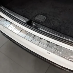 Bakfangerbeskytter Mercedes C (S206) T Model (2021-) – Rustfritt stål | Avisa